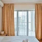 Kabakum Plaza Beachfront Flats شقة