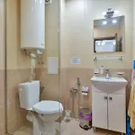 Kabakum Plaza Beachfront Flats شقة فارنا