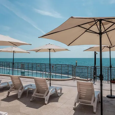 شقة Kabakum Plaza Beachfront Flats *