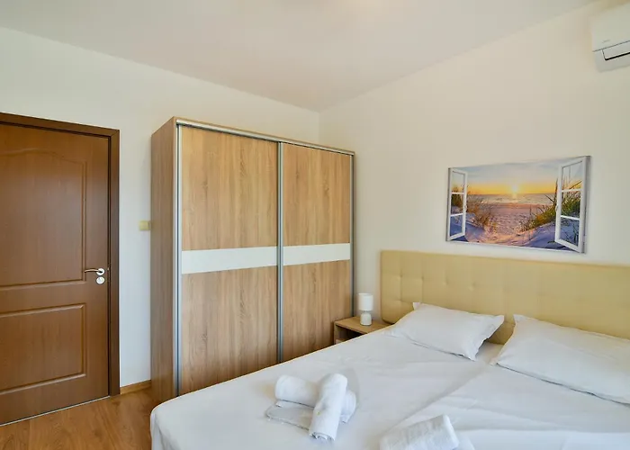 Kabakum Plaza Beachfront Flats アパート