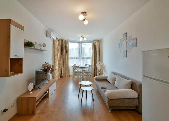 Kabakum Plaza Beachfront Flats *